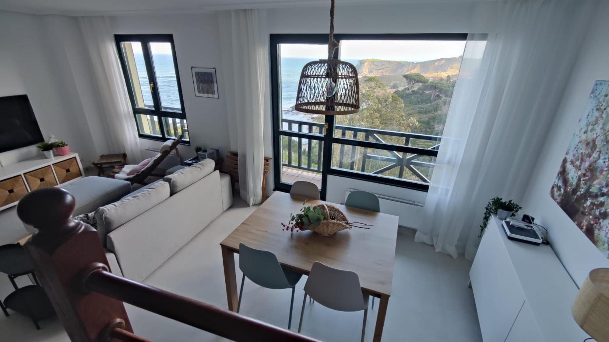 Bonito Duplex Con Vistas Al Mar Apartment โกมิญาส ภายนอก รูปภาพ